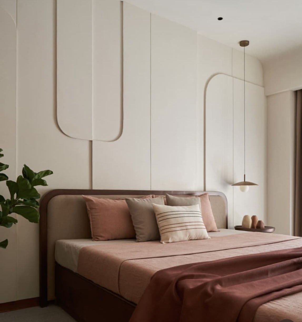 Woogh Bed B/10
