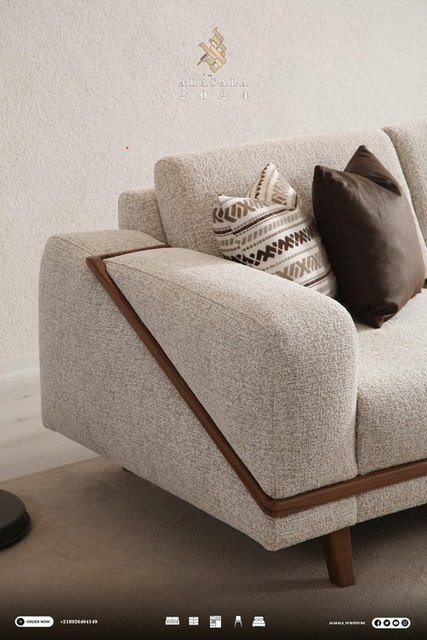 Woogh Sofa 01